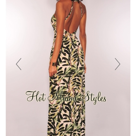 💛NWT💛 Hot Miami Styles Double Slit Halter Maxi-L - Picture 2 of 8